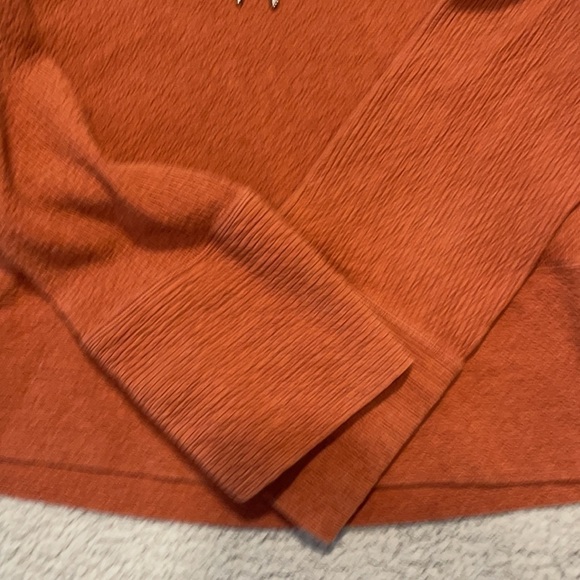 Lululemon Retreat Yourself Pullover
Heathered Rustic Clay size 4 - Picture 3 of 9